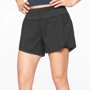 Athleta Women’s Black Laser Run Short 3.5”